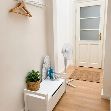 Designer Loft & Sky View - Wenceslas Square Appartement Praag